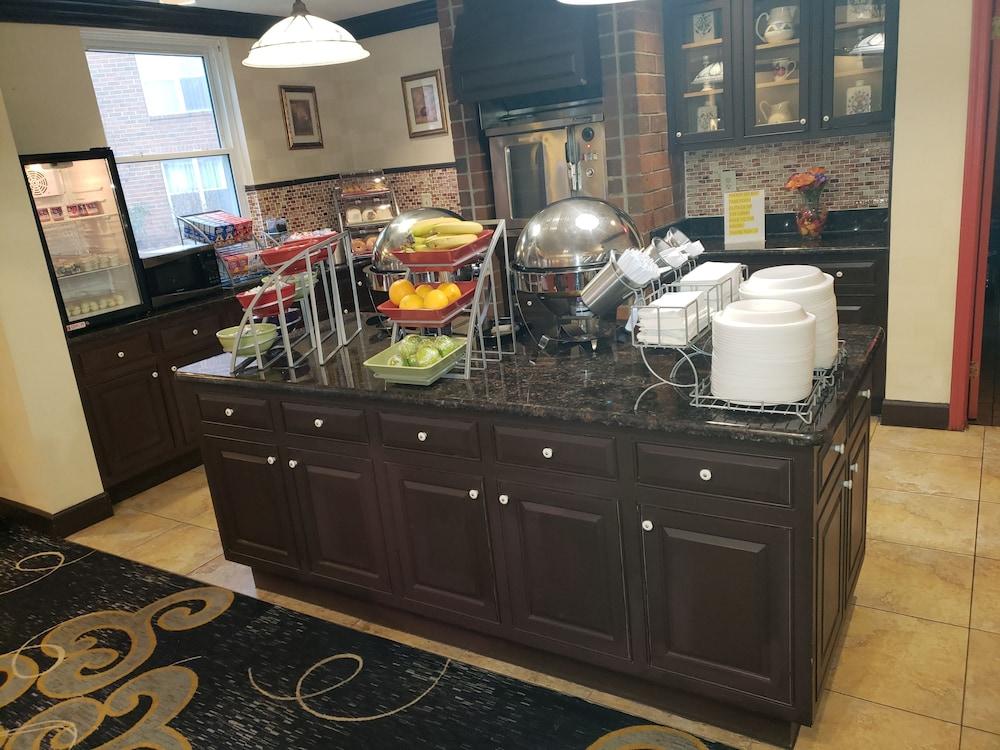 Affordable Suites Of America Detroit-Warren Exteriör bild