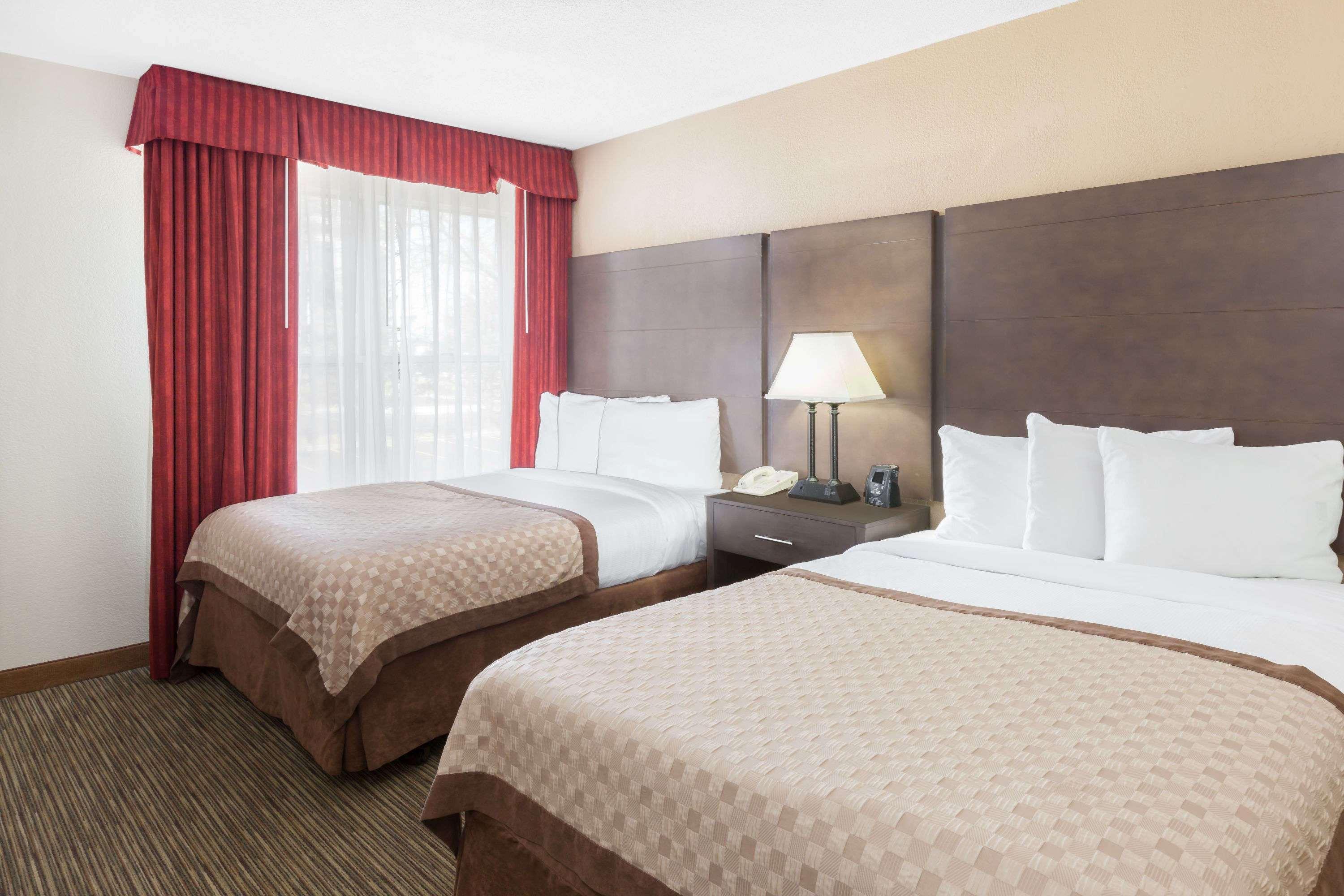 Affordable Suites Of America Detroit-Warren Exteriör bild