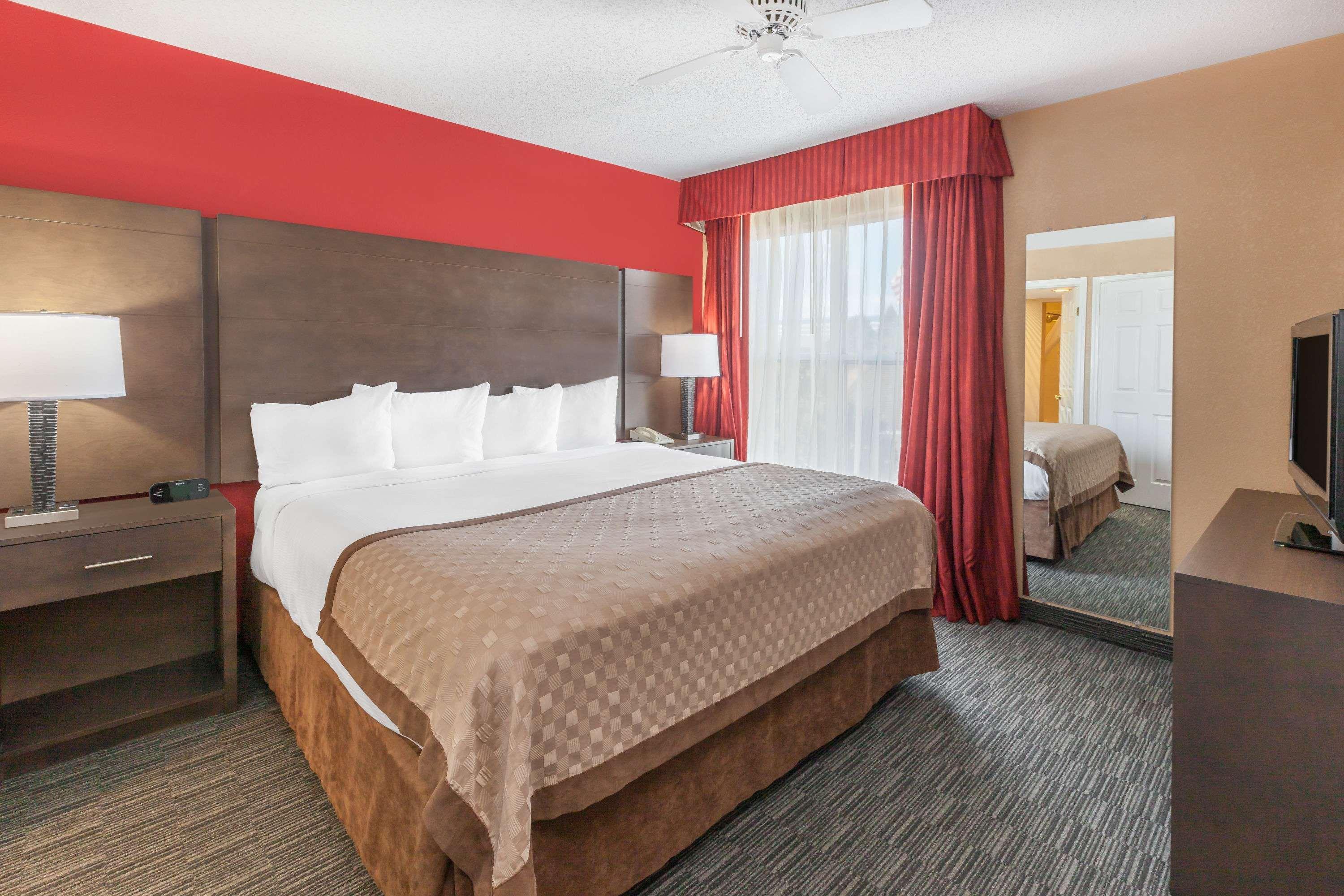 Affordable Suites Of America Detroit-Warren Exteriör bild